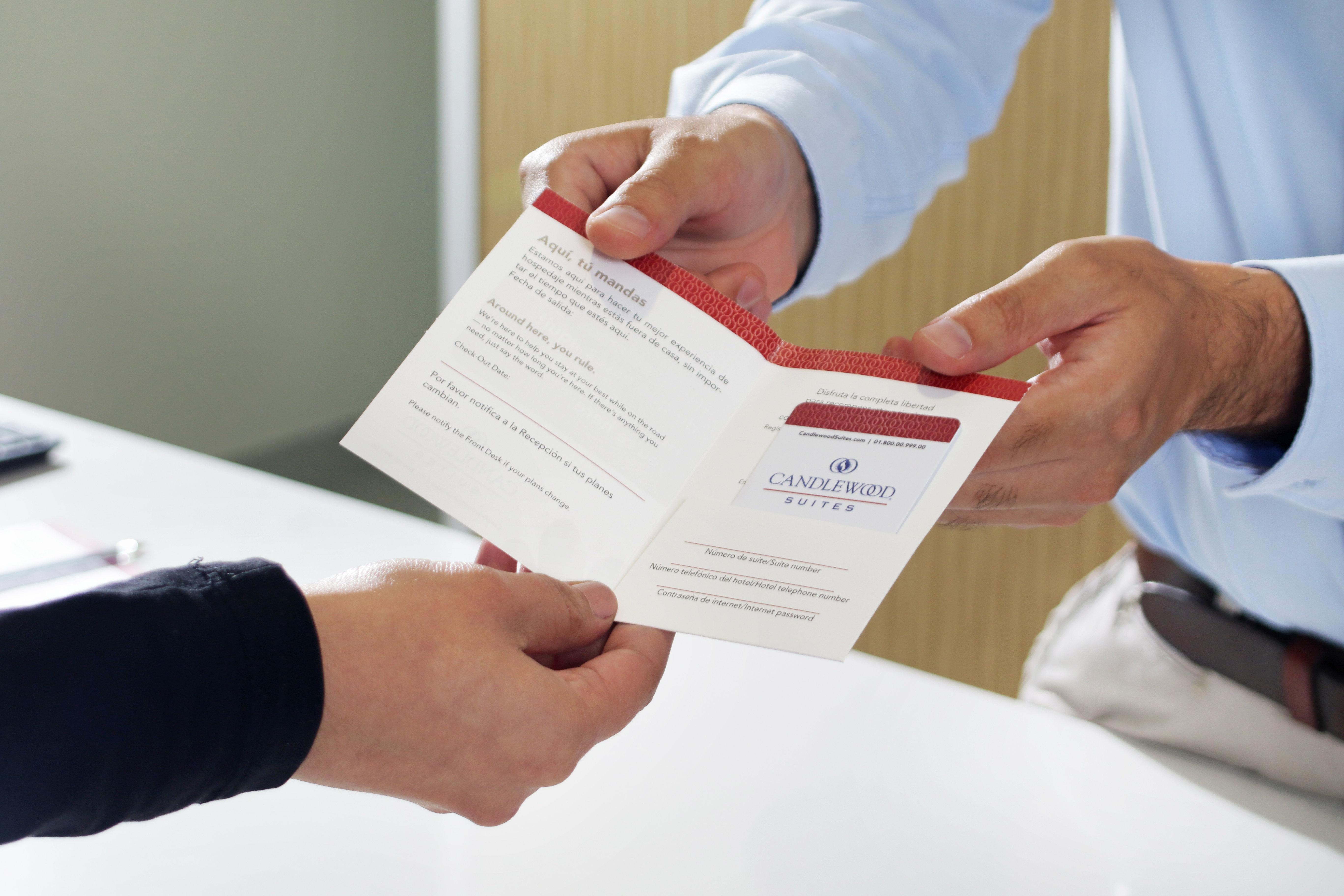 Candlewood Suites Celaya Селая Экстерьер фото
